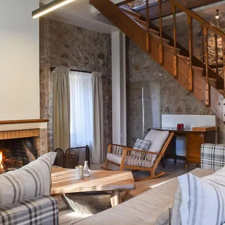 Feriehus Theonimfi Stone House Dimitsana