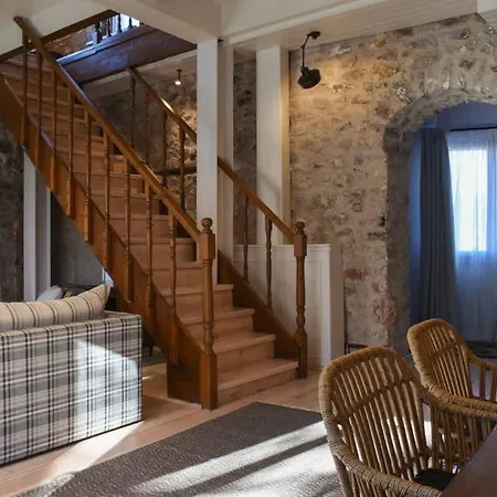 Theonimfi Stone House