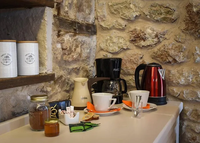 Vila Secluded Mountain Refuge - Theonimfi Paradise Gem