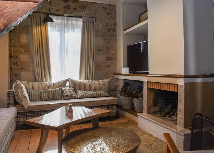 Secluded Mountain Refuge - Theonimfi Paradise Gem Vila *