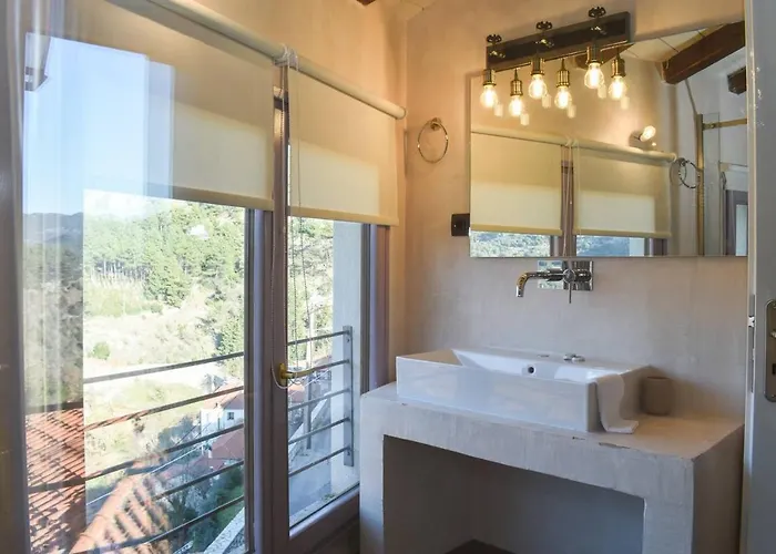 Secluded Mountain Refuge - Theonimfi Paradise Gem דימיטסאנה